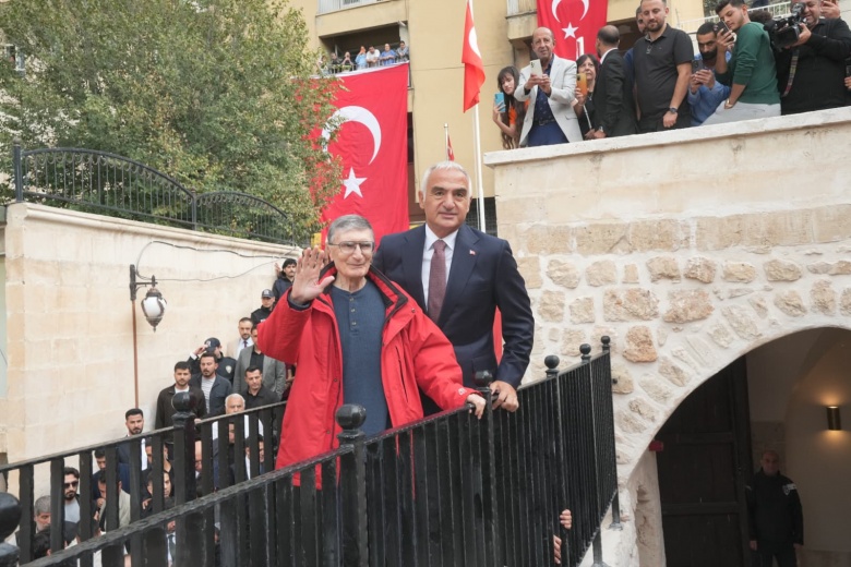 Ünlü bilim adamının Savur'daki evi Aziz Sancar Müzesi olarak ziyarete açıldı