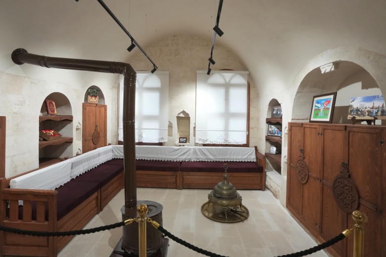 Ünlü bilim adamının Savur'daki evi Aziz Sancar Müzesi olarak ziyarete açıldı