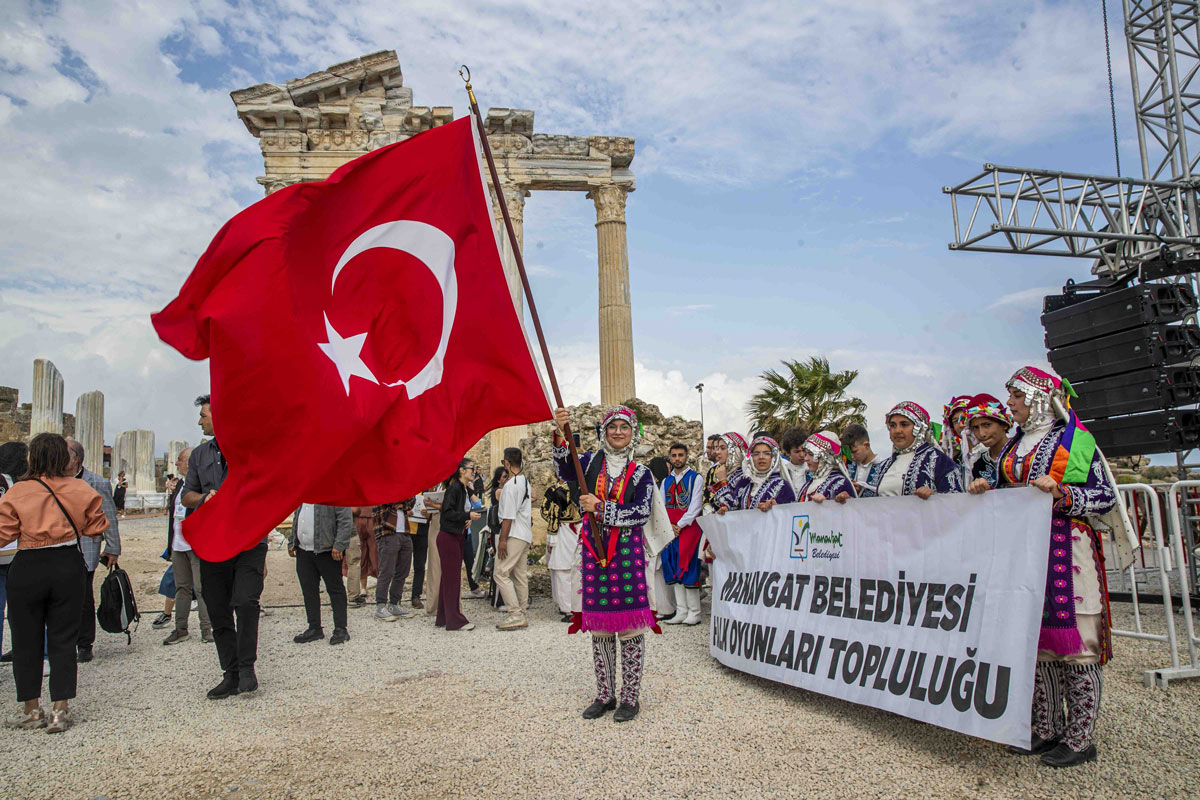 Girit'ten Side'ye Kültür ve Lezzet Festivali başladı
